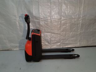 Toyota LWE140 electric pallet truck